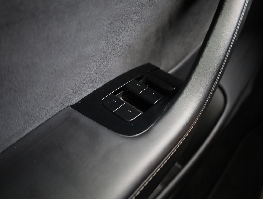Tesla Model 3 2019 21