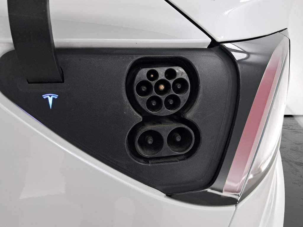 Tesla Model 3 4x4 2019 19