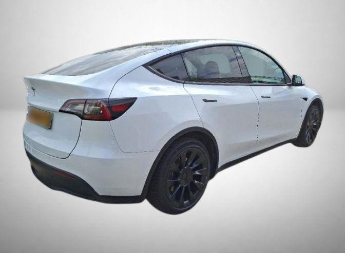 Tesla Model Y 2022 2