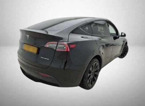 Tesla Model Y 4x4 2023 2