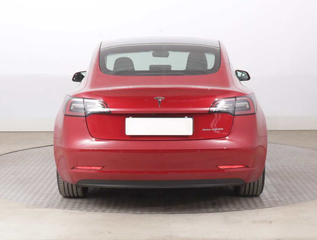 Tesla Model 3 4x4 2021 6
