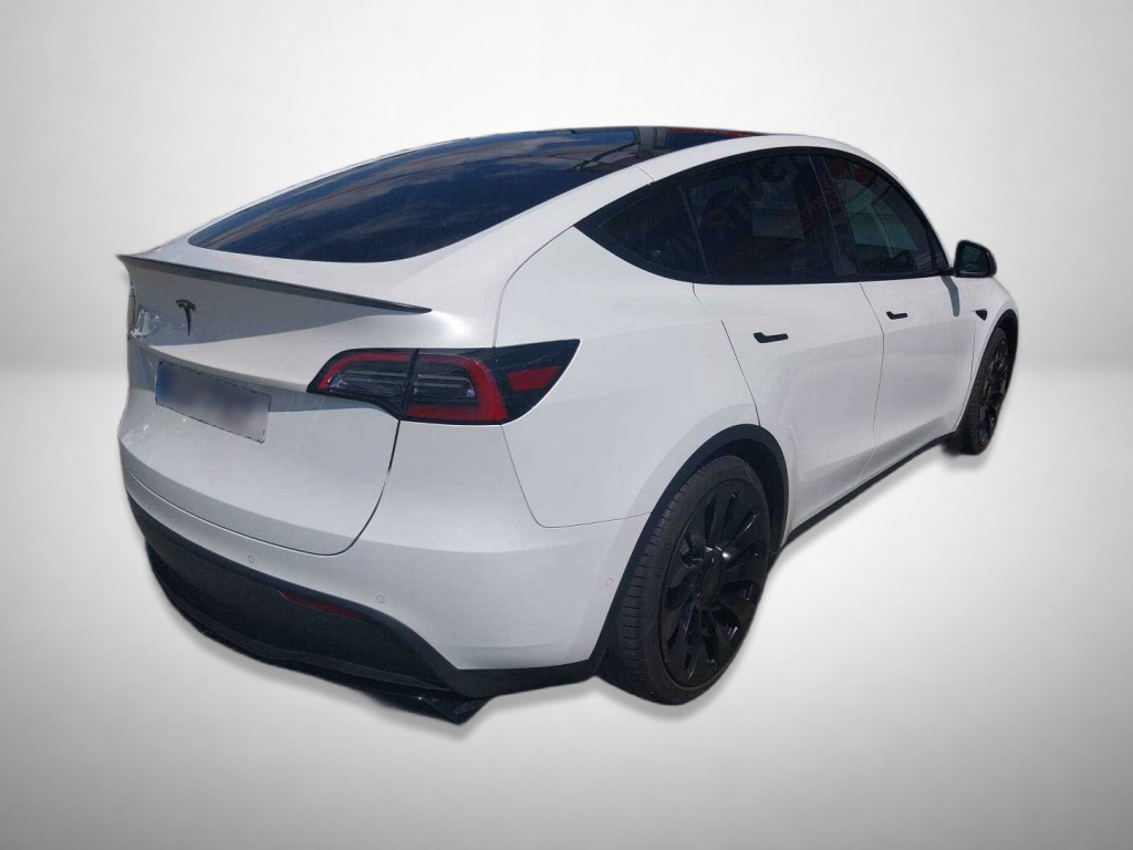 Tesla Model Y 4x4 2022 2