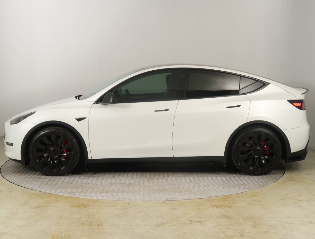 Tesla Model Y 4x4 2022 4