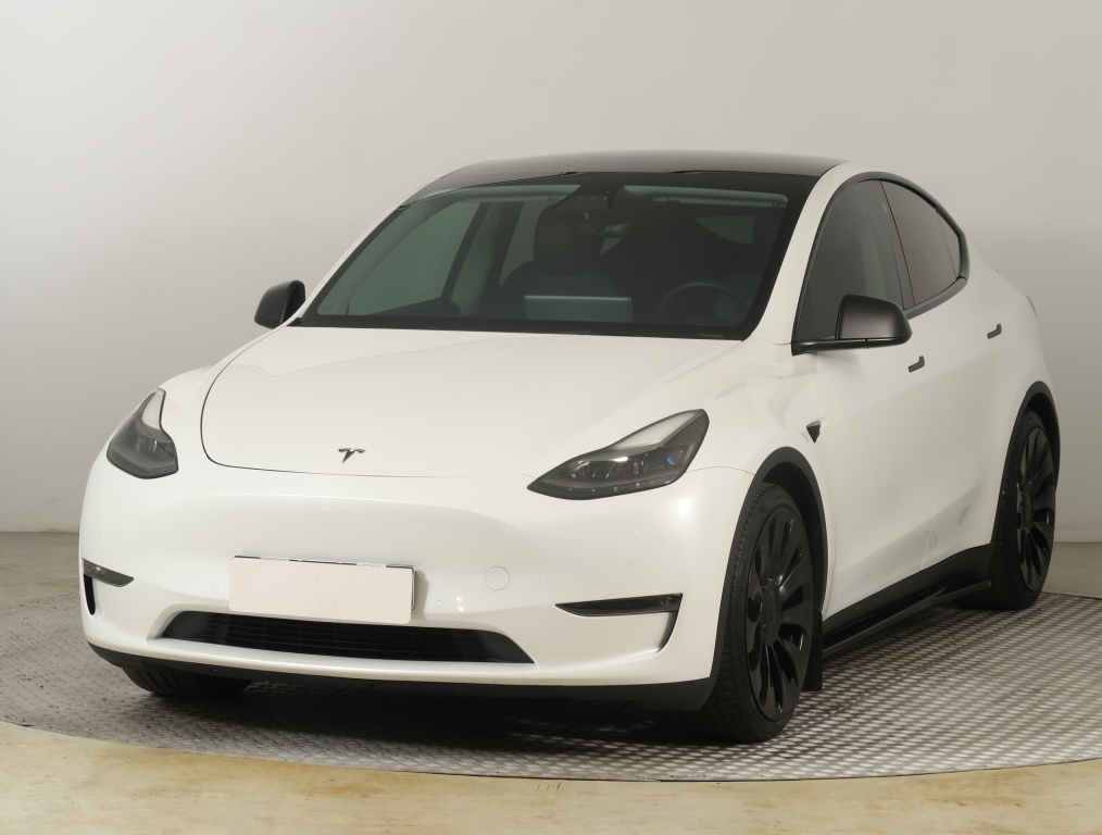 Tesla Model Y 4x4 2022 3