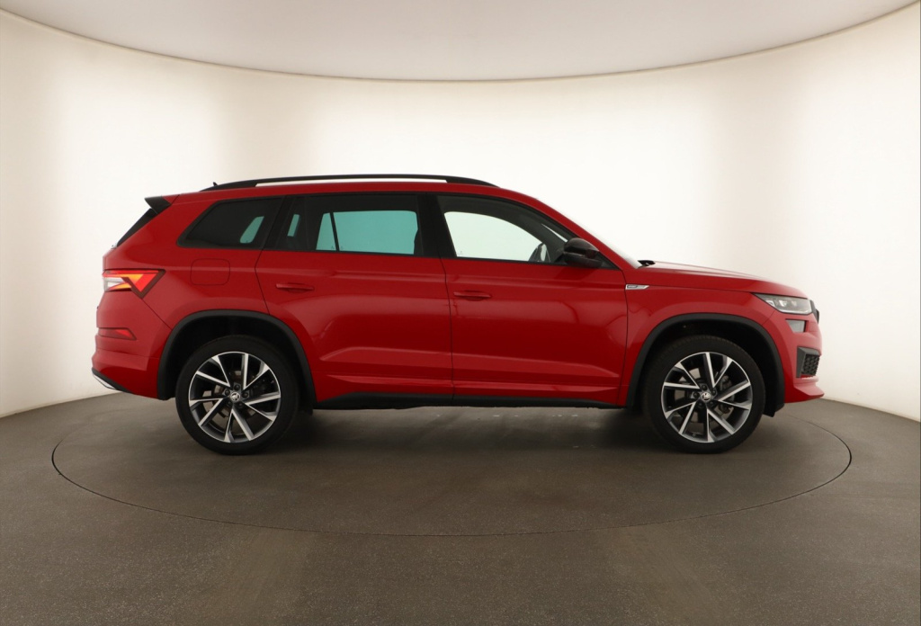 Škoda Kodiaq 2.0 TDI 4x4 2024 8