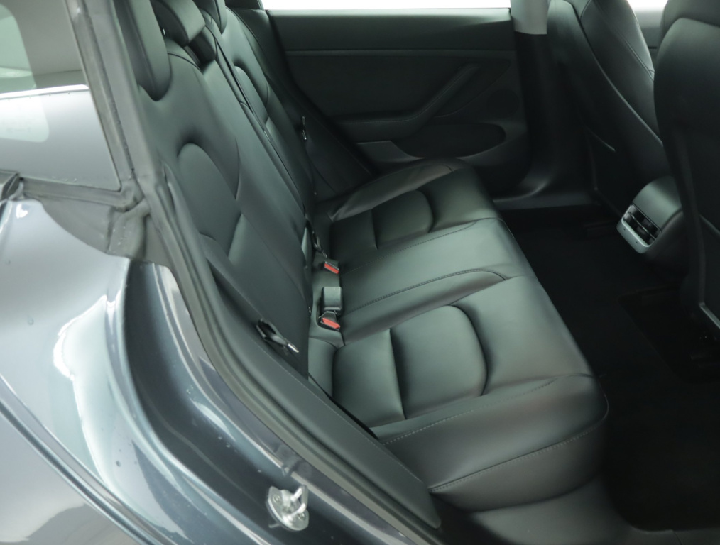 Tesla Model 3 4x4 2021 11