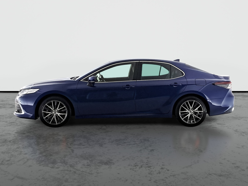 Toyota Camry 2.5 Hybrid 2023 4