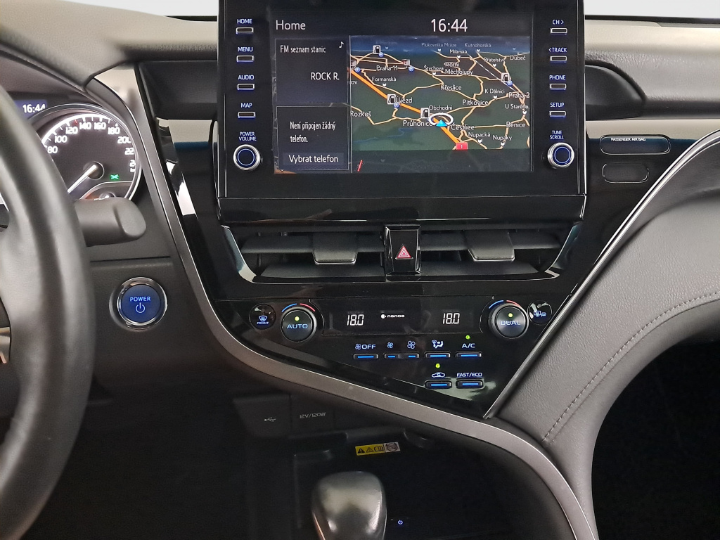 Toyota Camry 2.5 Hybrid 2023 15