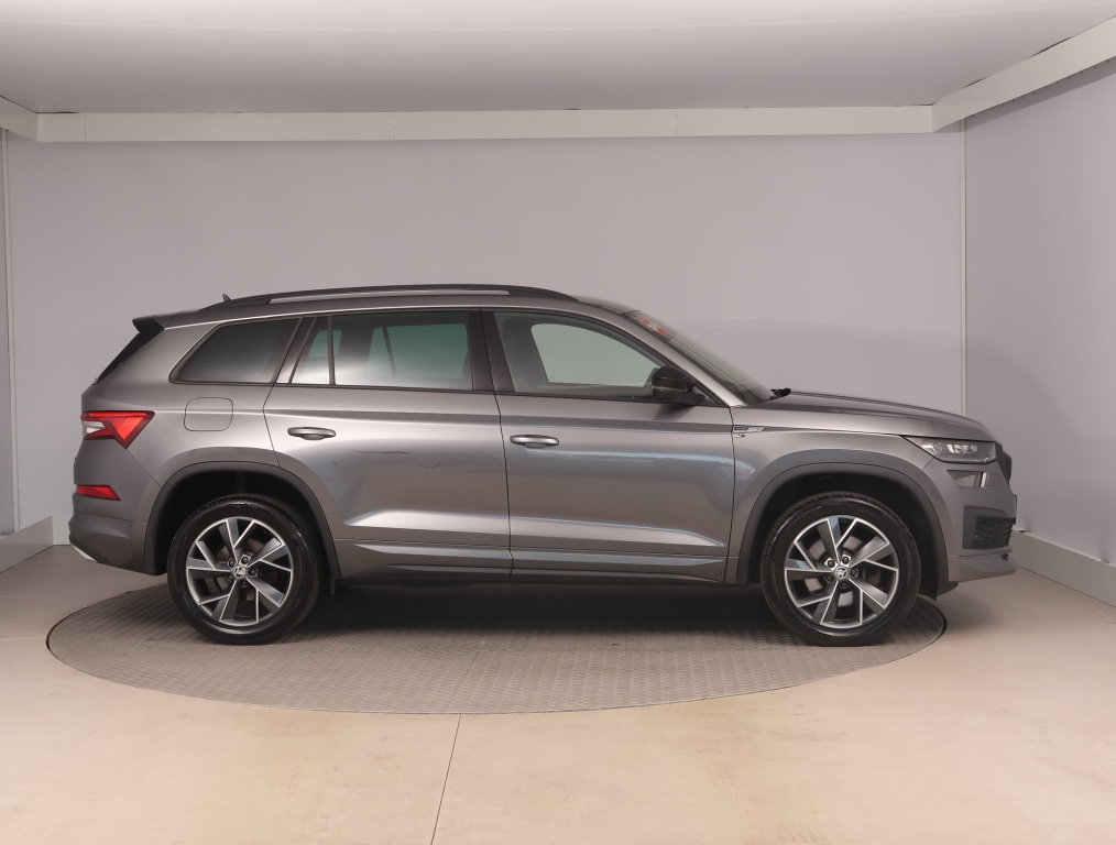 Škoda Kodiaq 2.0 TDI 4x4 2023 8