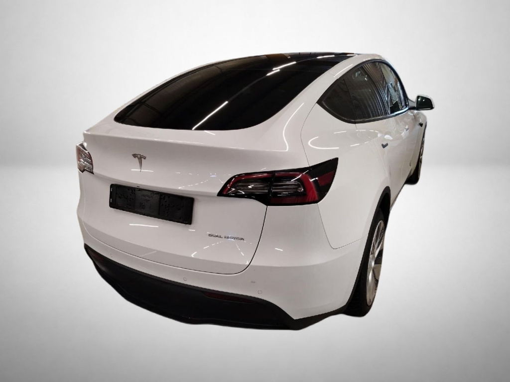 Tesla Model Y 4x4 2022 2