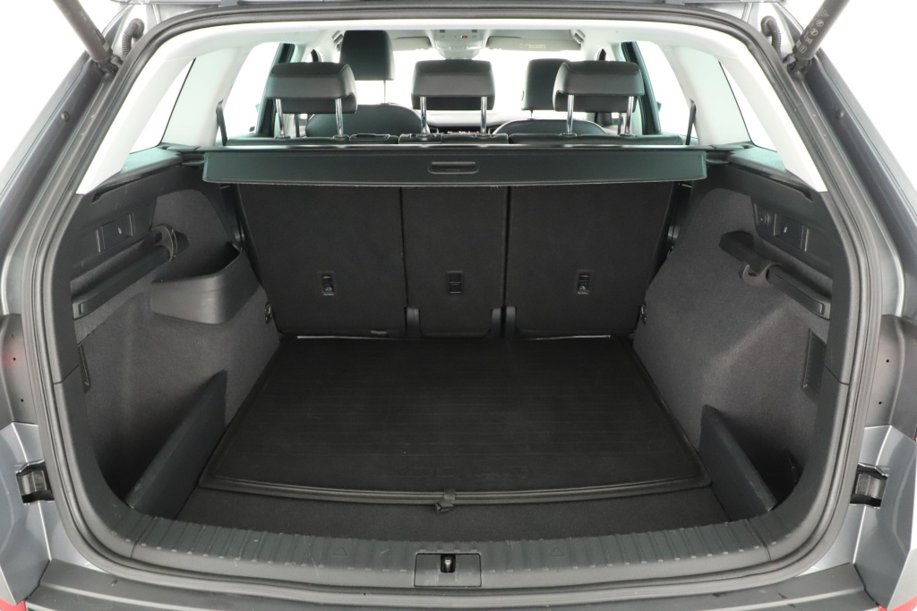 Škoda Kodiaq 2.0 TSI 4x4 2023 17