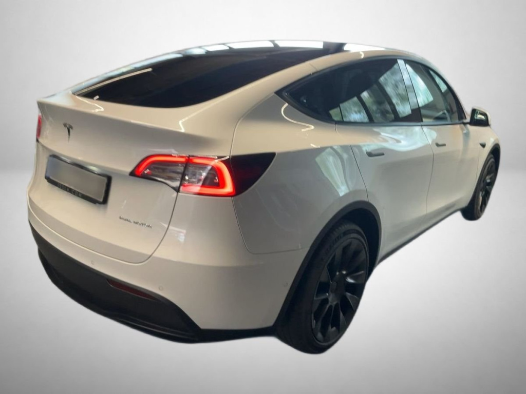 Tesla Model Y 4x4 2021 2