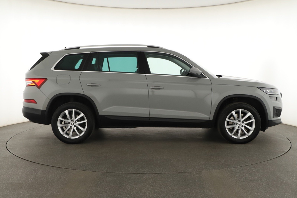 Škoda Kodiaq 2.0 TSI 4x4 2023 8