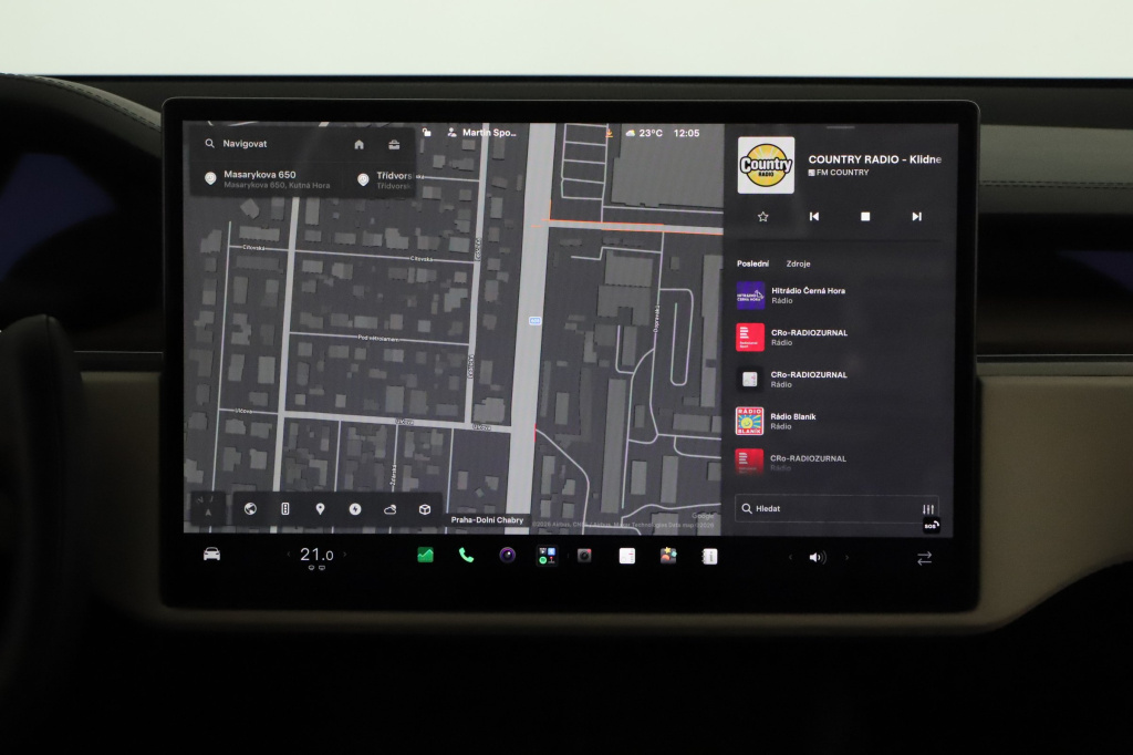 Tesla Model X 4x4 2023 22