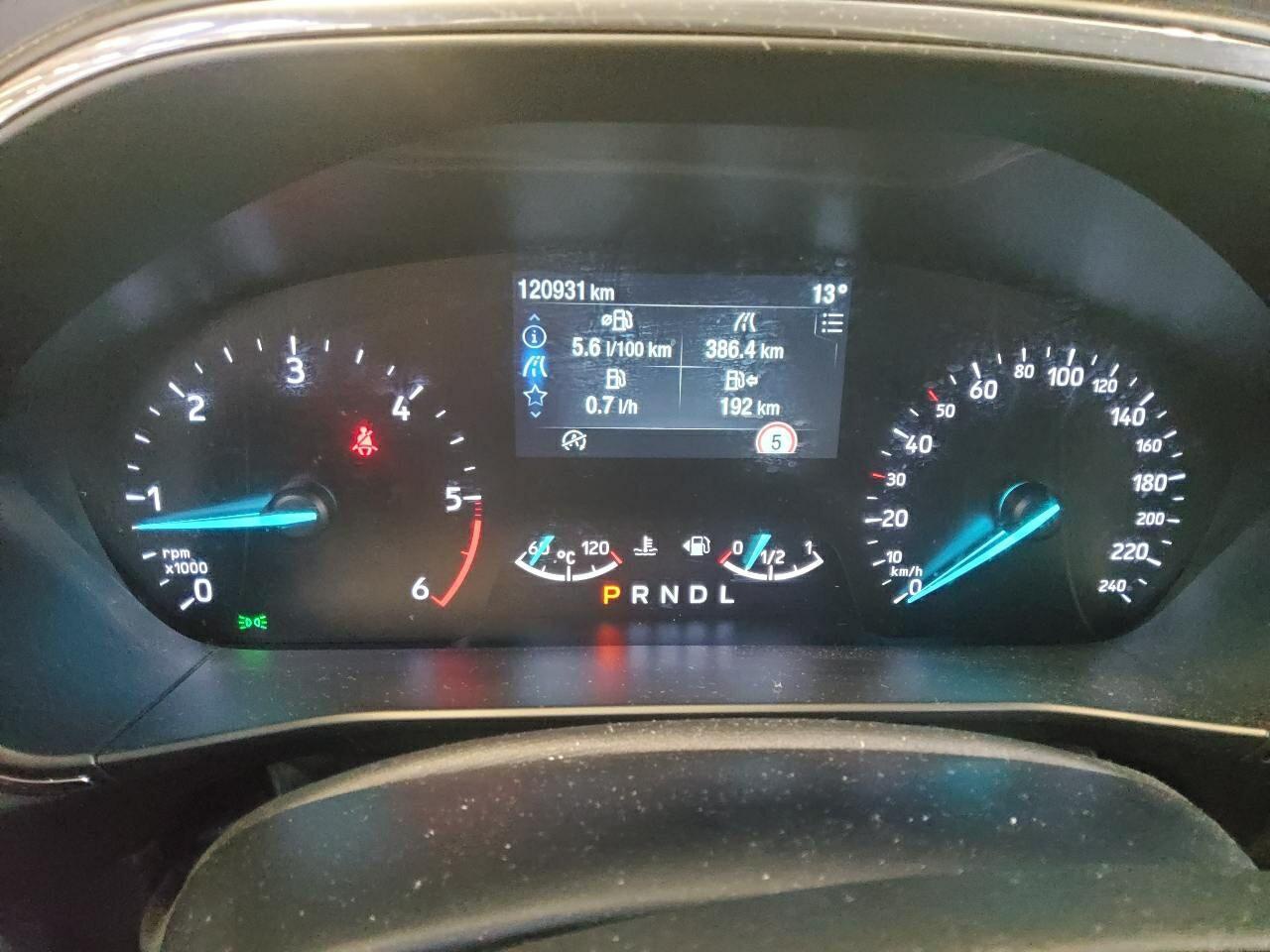 Ford Focus Turnier 1.5 EB Active Navi LED AHK PDC SHZ 4