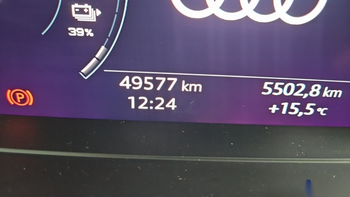Audi Q4 e-tron Navi LED vc Shz RFK 8