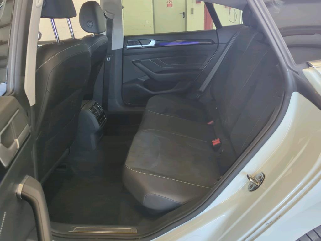 Volkswagen Arteon 1.4 TSI eHybrid Elegance NAVI LED SHZ MASSAGE PANO 10