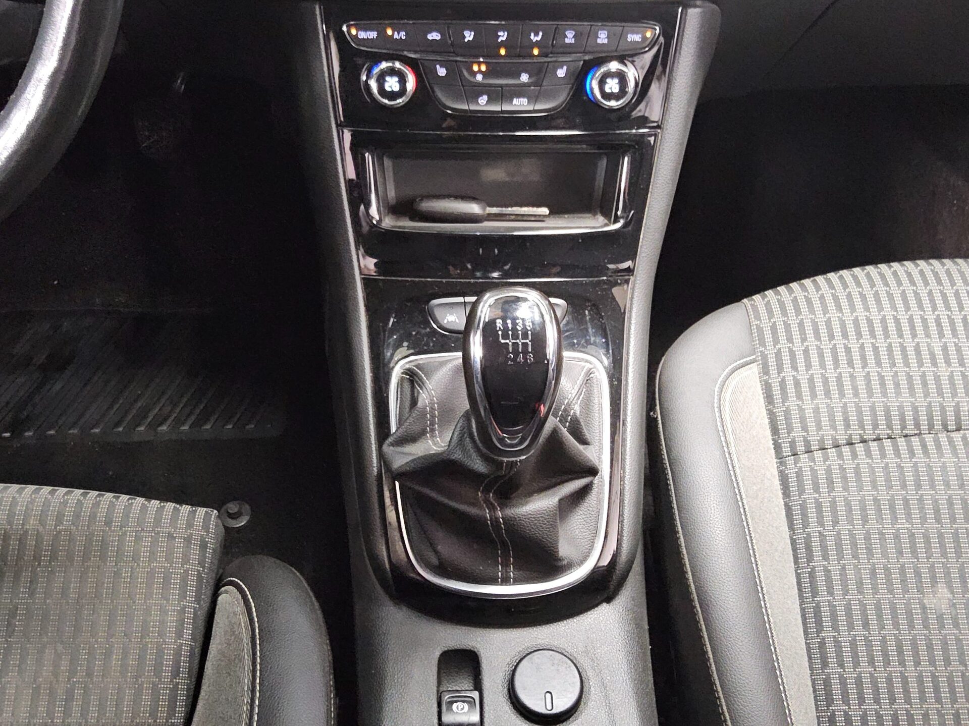 Opel Astra ST 1.5 D Elegance Navi LED Shz AHK RFK 6