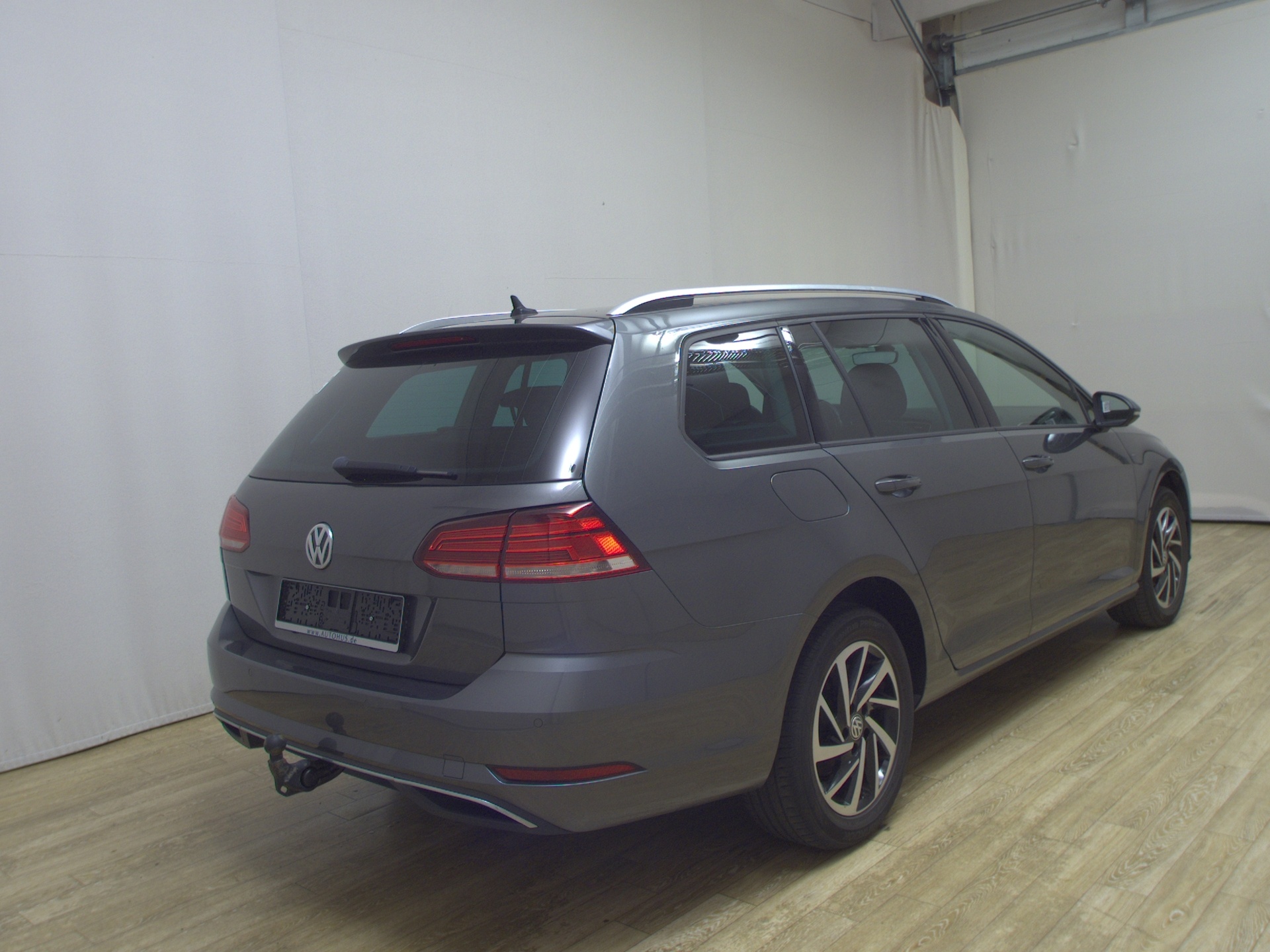 Volkswagen Golf-7 Var. 1.6 TDI Join Navi LED AHK PDC ACC 4