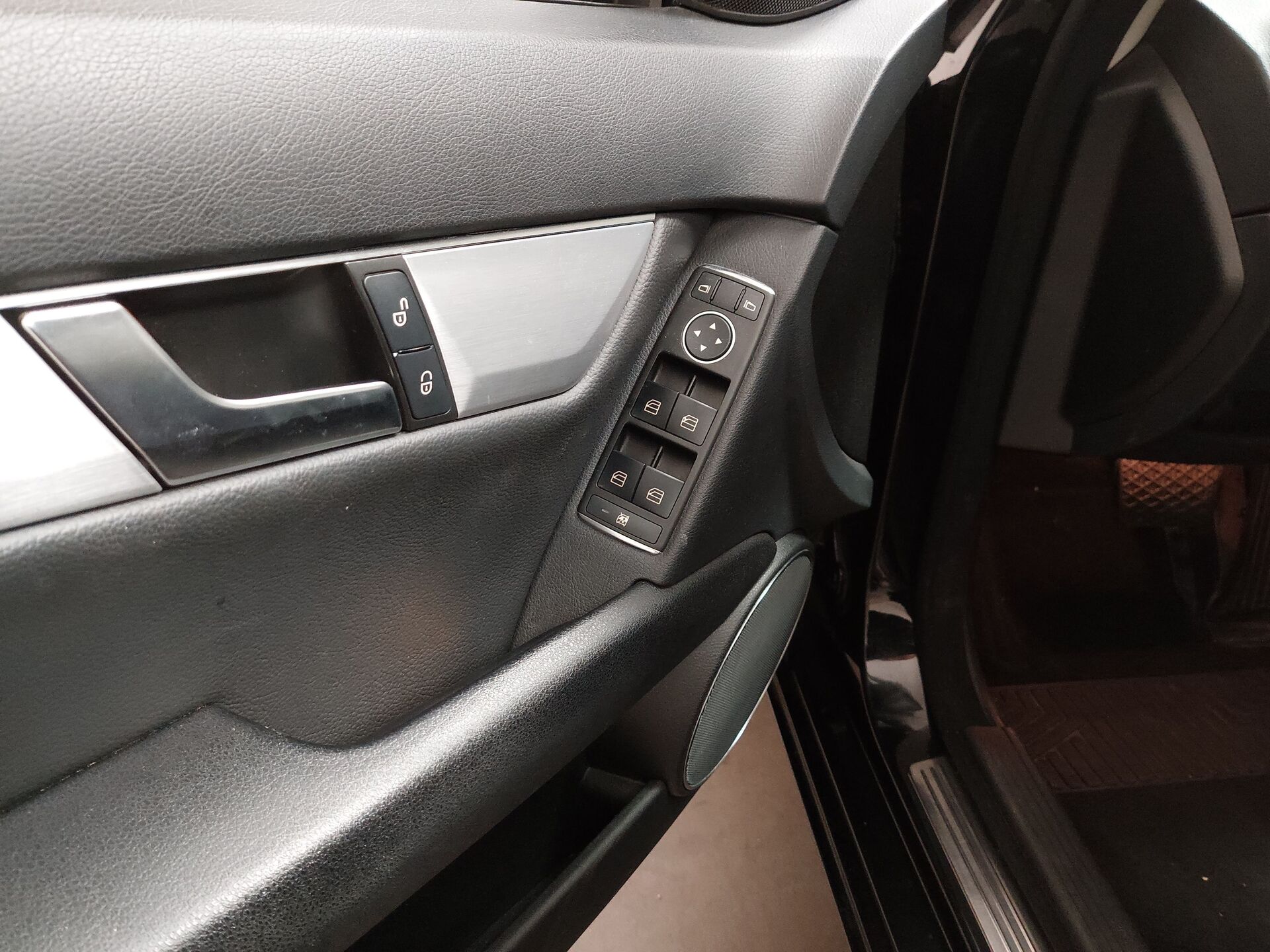 Mercedes-Benz C 220 T CDI Avantgarde Navi Tempomat 14