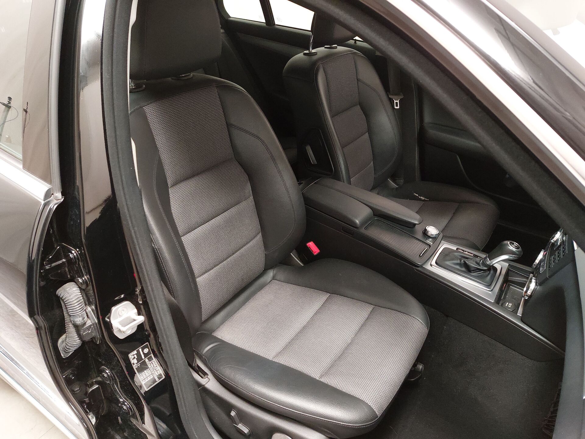 Mercedes-Benz C 220 T CDI Avantgarde Navi Tempomat 15