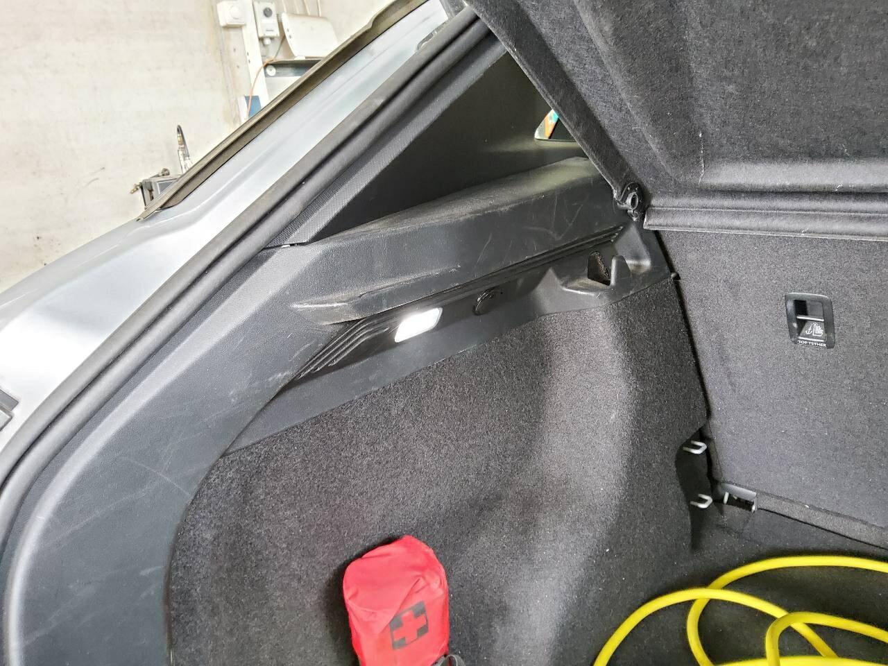 Volkswagen ID.4 4M NAVI LED SHZ PDC 6