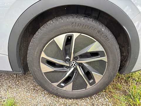 Volkswagen ID.5 Pro Performance T-LEDER NAVI KLIMAAUT LED PANO 12