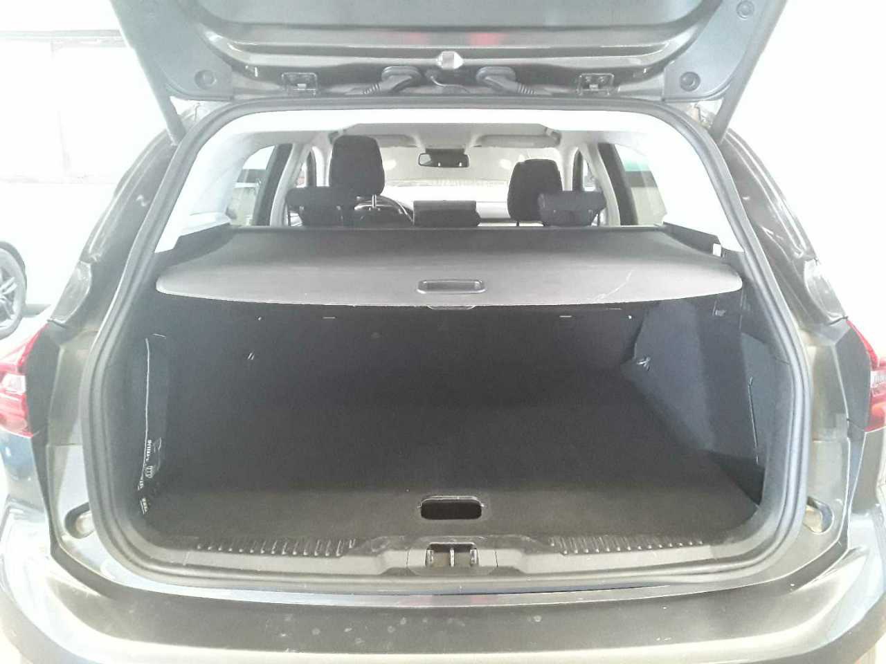 Ford Focus Turnier 1.5 EB Titanium NAVI LED SHZ RFK AHK 12