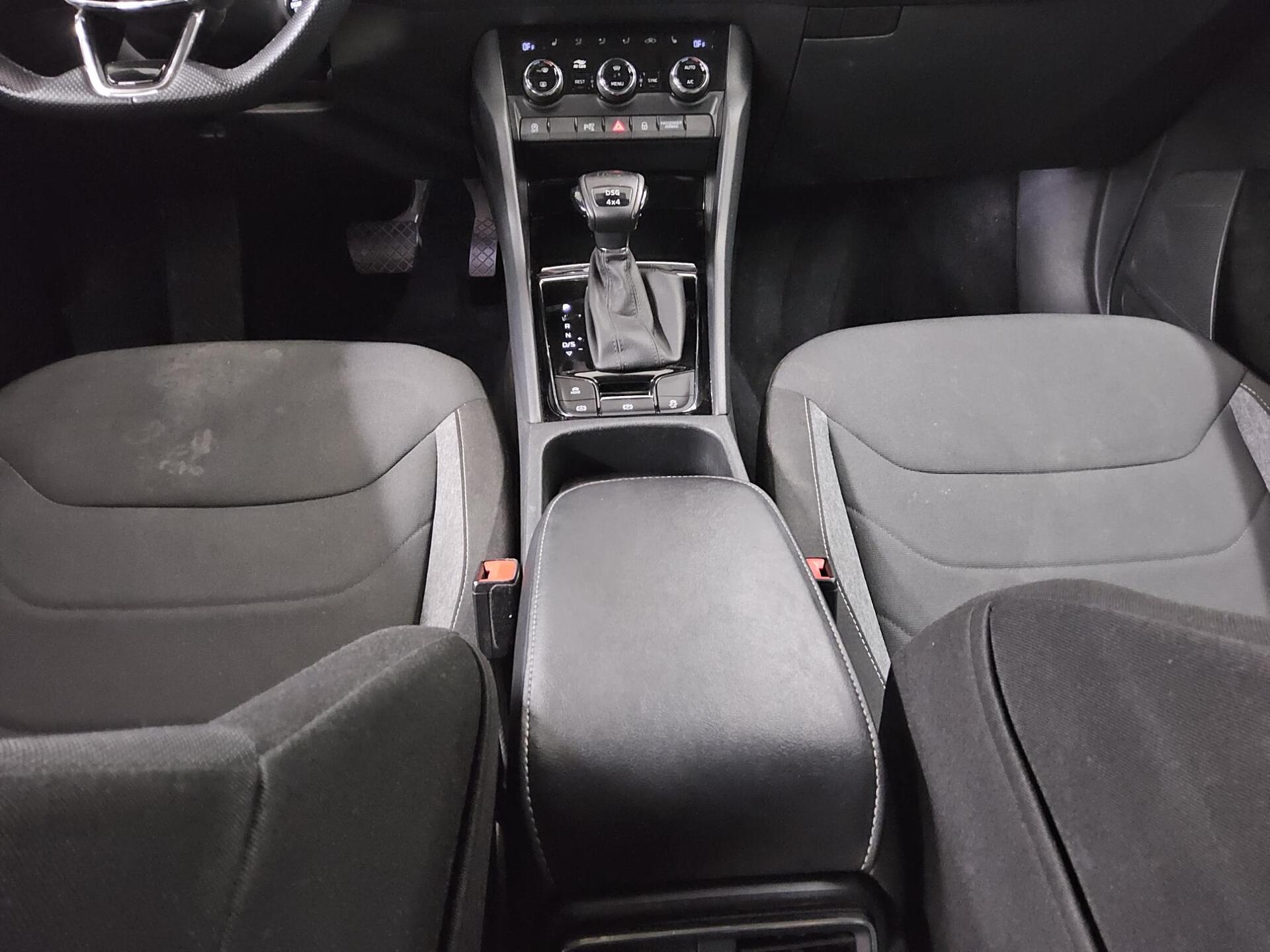 Skoda Kodiaq 2.0 TDI 4x4 Drive Navi LED Shz Canton AHK 360° 6
