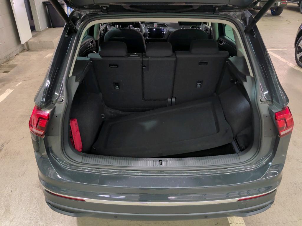 Volkswagen Tiguan 2.0 TDI Life NAVI LED SHZ PDC AHK 11