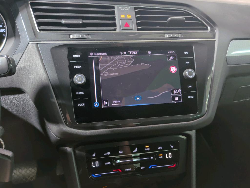 Volkswagen Tiguan 2.0 TDI Life NAVI LED SHZ PDC AHK 9