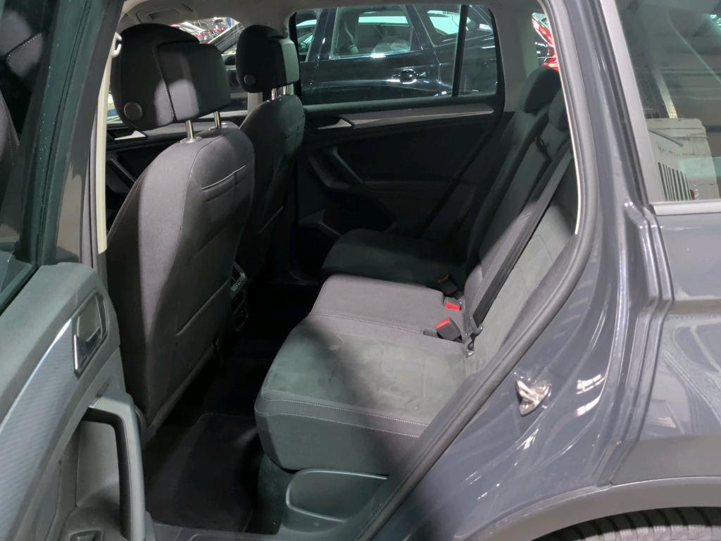 Volkswagen Tiguan 2.0 TDI Life NAVI LED SHZ PDC AHK 7