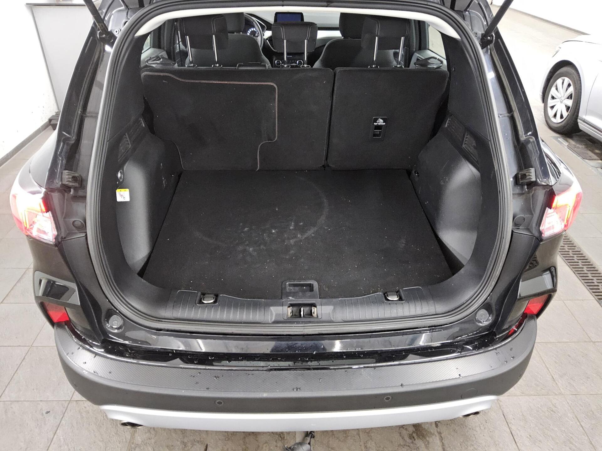 Ford Kuga 1.5 EB Cool&Connect Navi LED AHK PDC SHZ 11