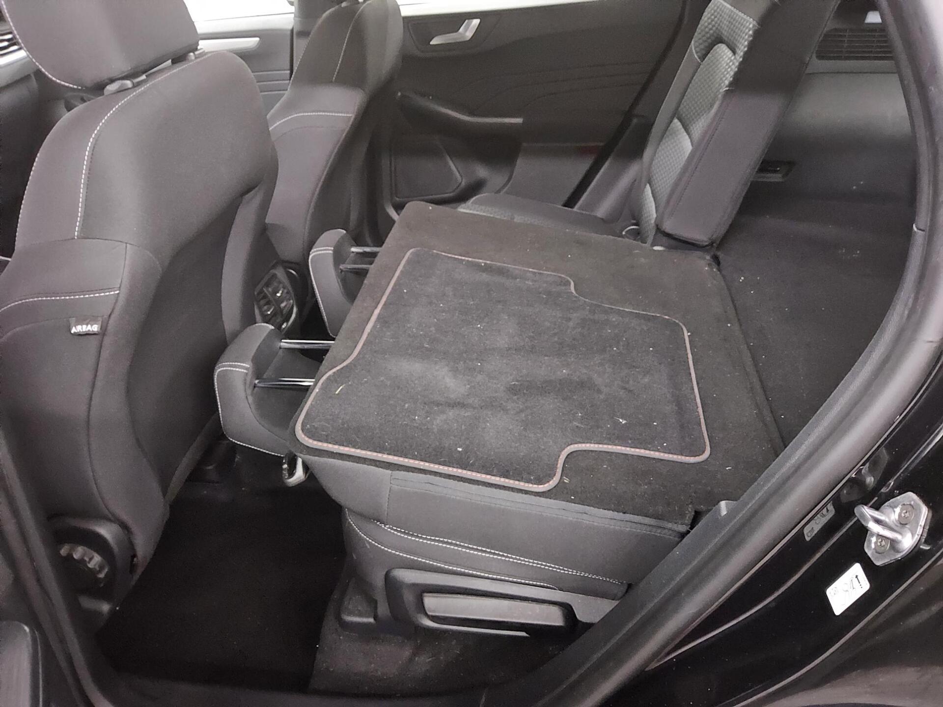 Ford Kuga 1.5 EB Cool&Connect Navi LED AHK PDC SHZ 12