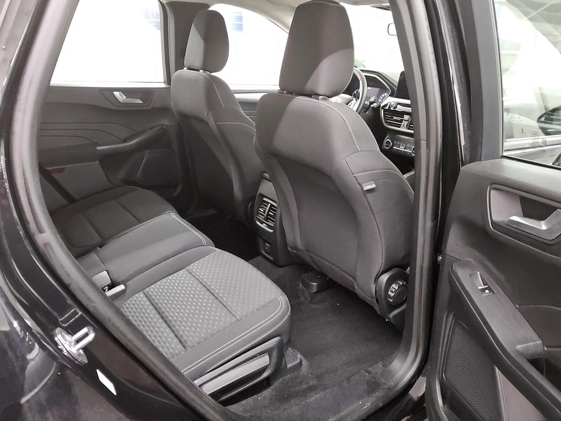 Ford Kuga 1.5 EB Cool&Connect Navi LED AHK PDC SHZ 13
