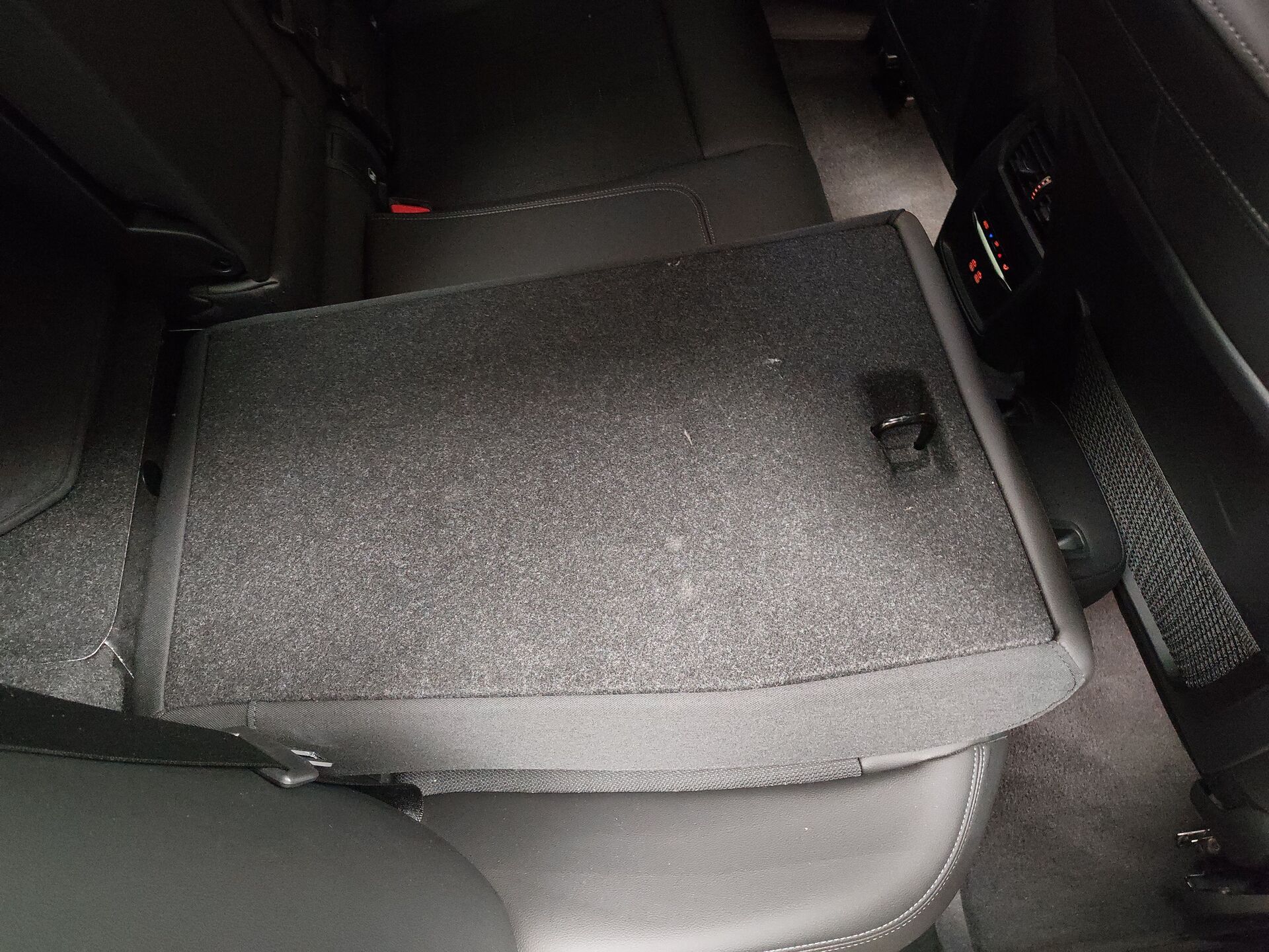 BMW 318 Advantage T-Leder Navi LC Pro HuD 14