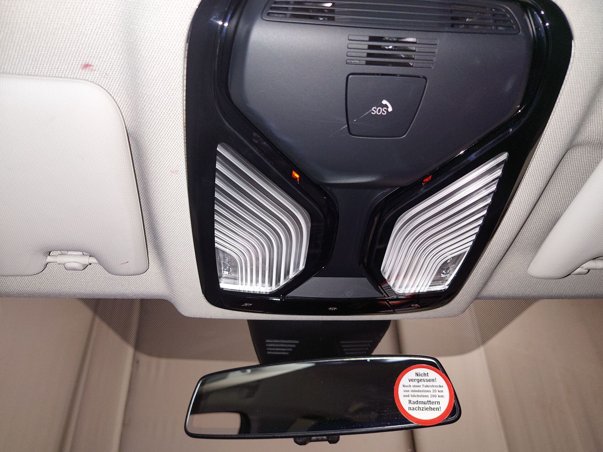 BMW 318 Advantage T-Leder Navi LC Pro HuD 16