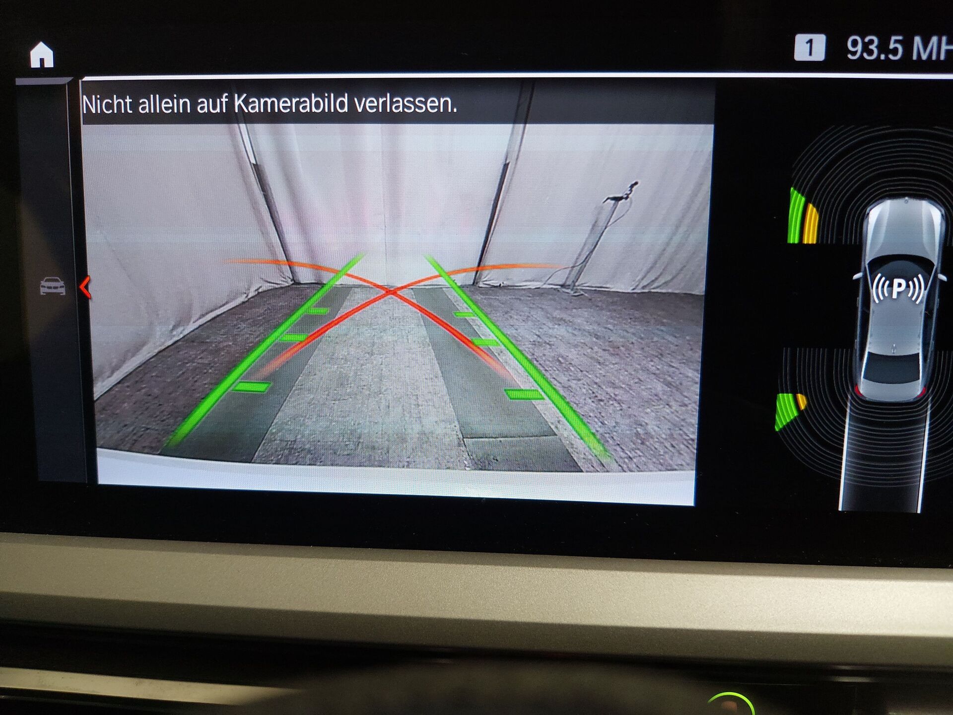 BMW 318 Advantage T-Leder Navi LC Pro HuD 20