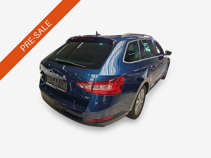 Skoda Superb NAVI LED AID SHZ PANO 4