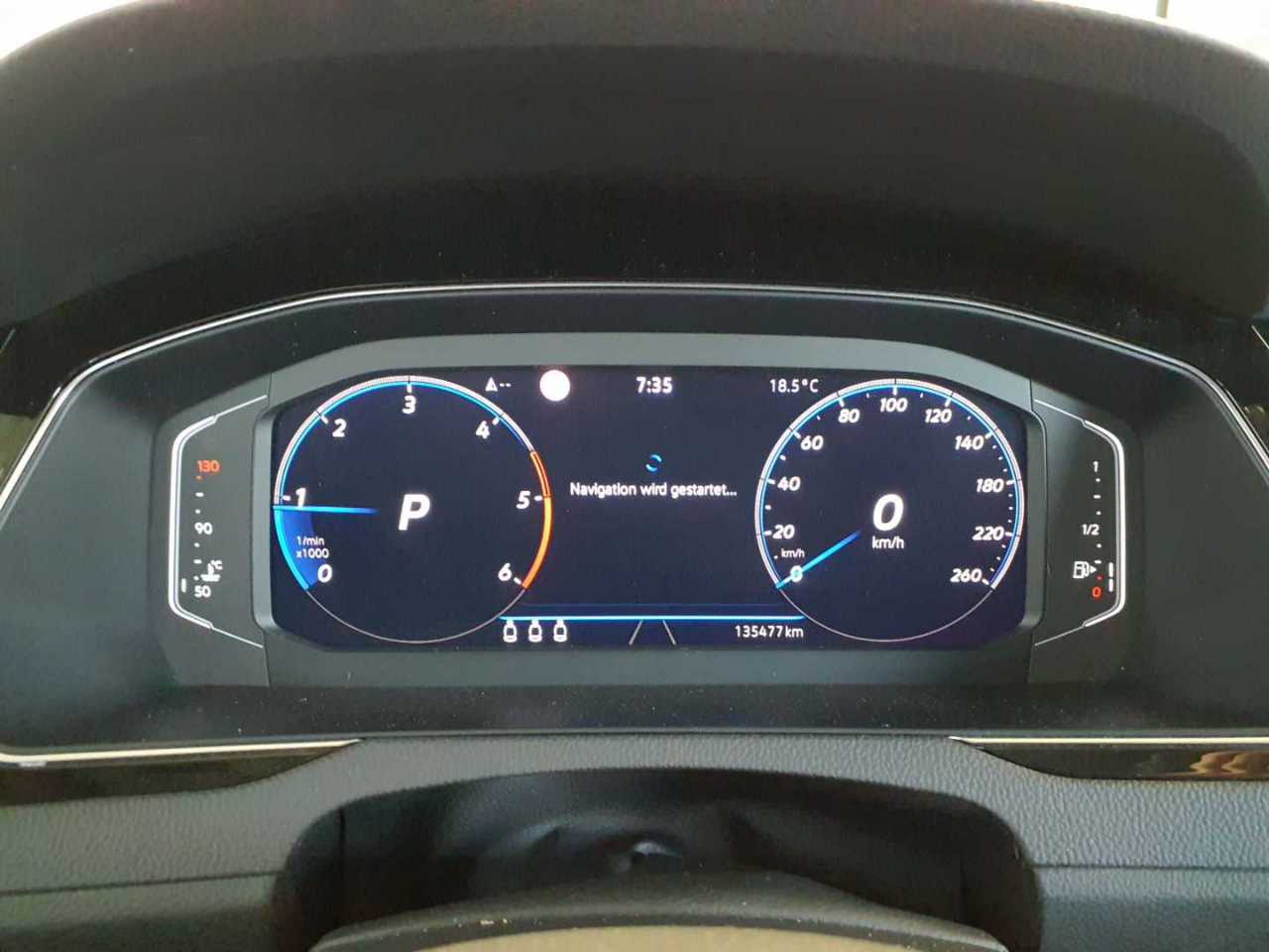 Volkswagen Passat Variant 2.0 TDI Business NAVI LED AID SHZ PDC 7