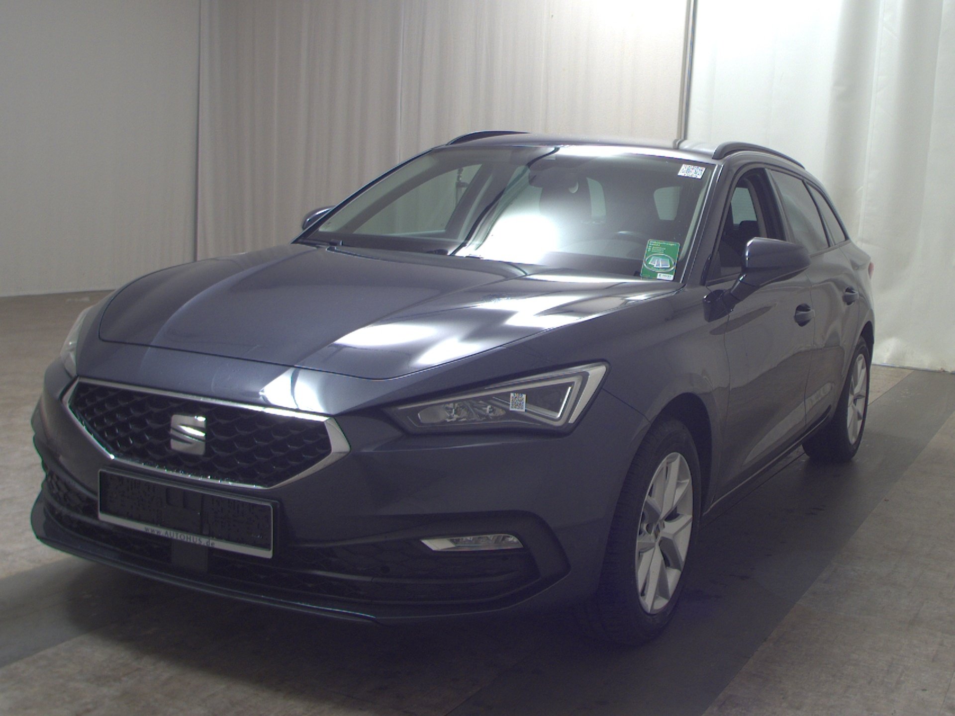 Seat Leon Sportstourer 2.0 TDI Style Navi LED AID Shz Beats  AHK PDC 2