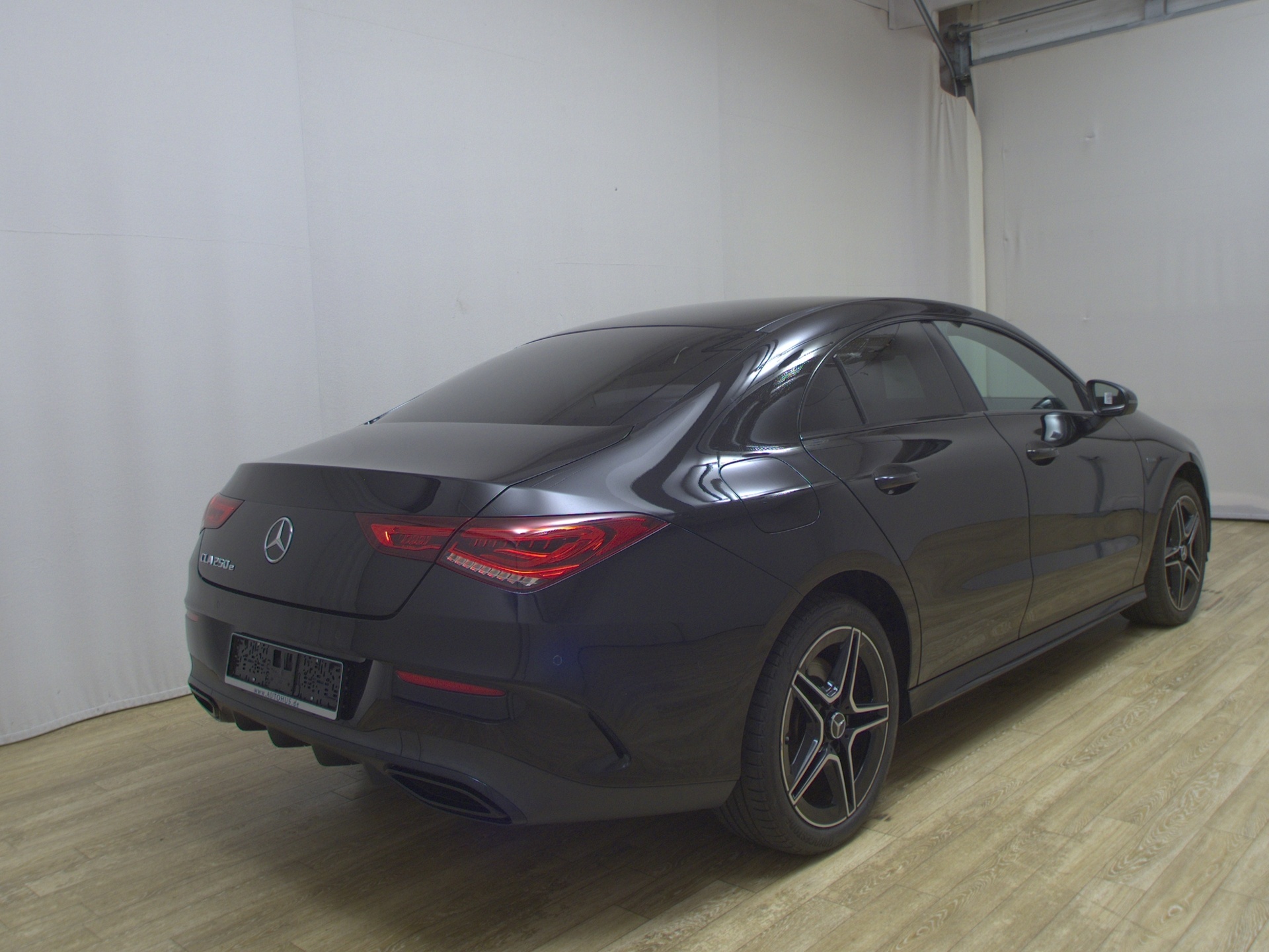 Mercedes-Benz CLA 250 e AMG-Line Night T-Leder Navi LED 4