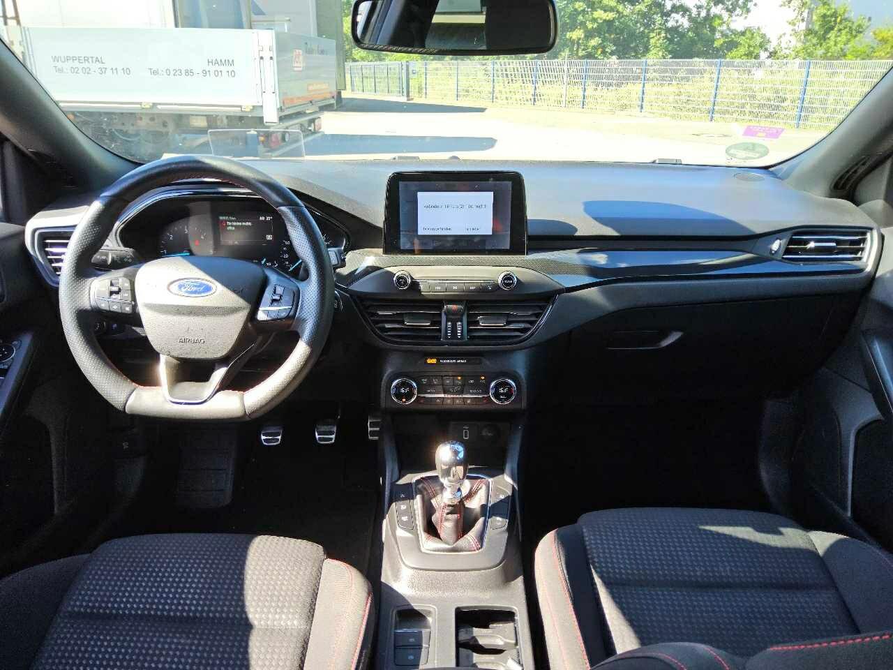 Ford Focus Turnier 1.5 EB ST-Line Navi LED HuD RFK 6