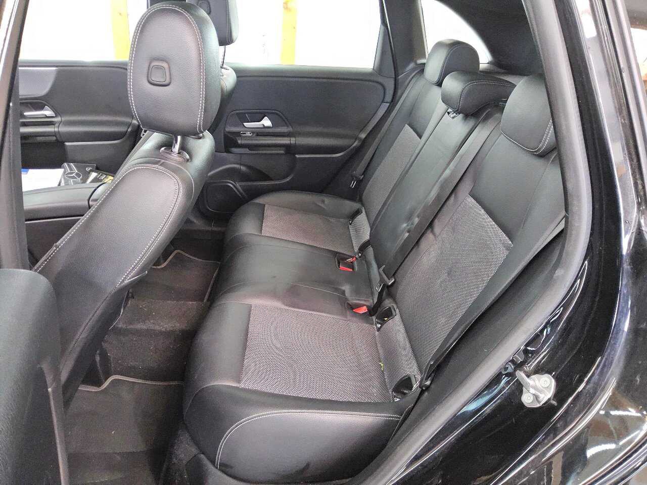 Mercedes-Benz B 250 e Navi MBUX Pano T-Leder AHK 11
