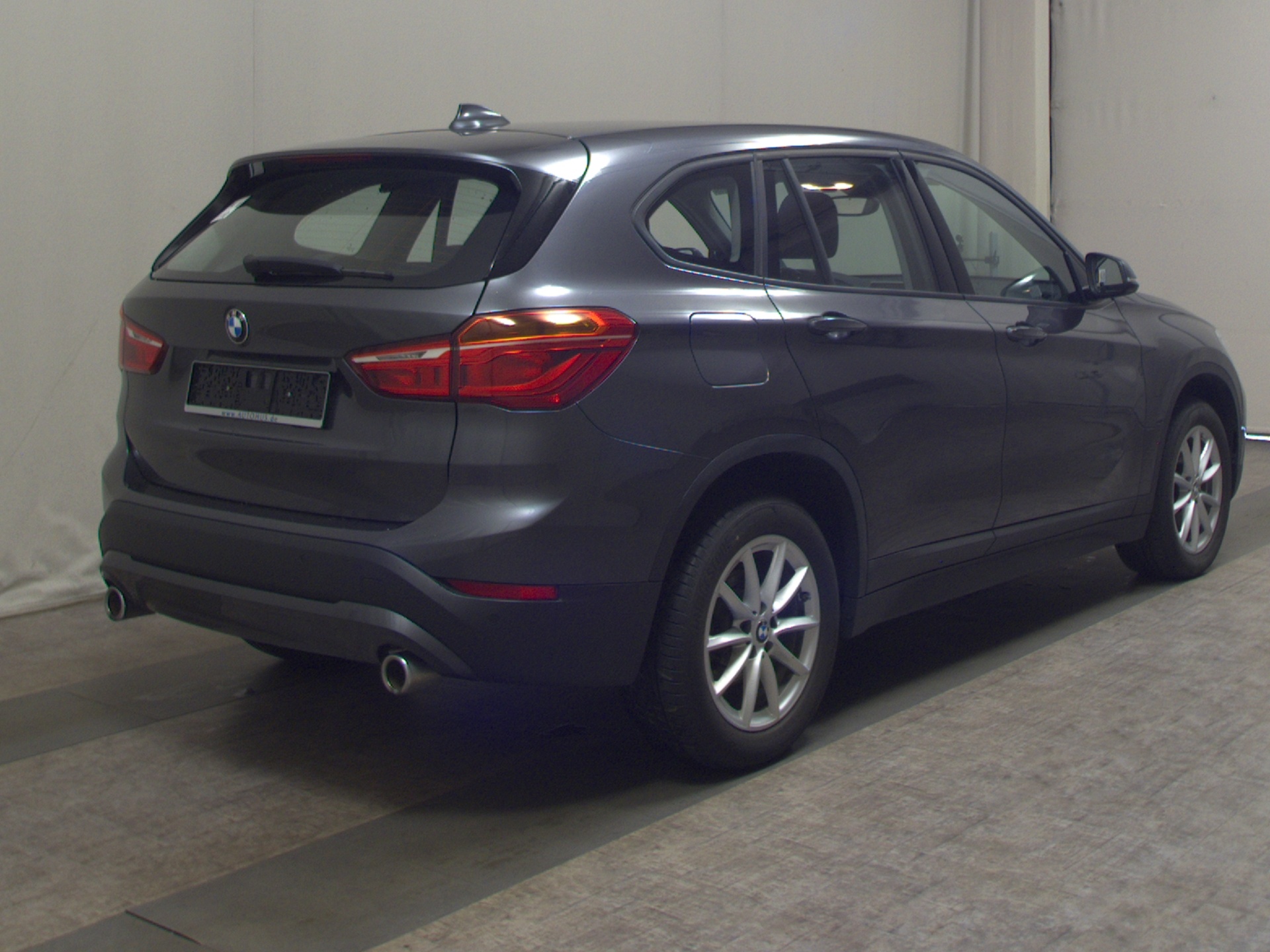 BMW X1 sDrive18d Advantage Navi Leder H-K Sound PDC 4