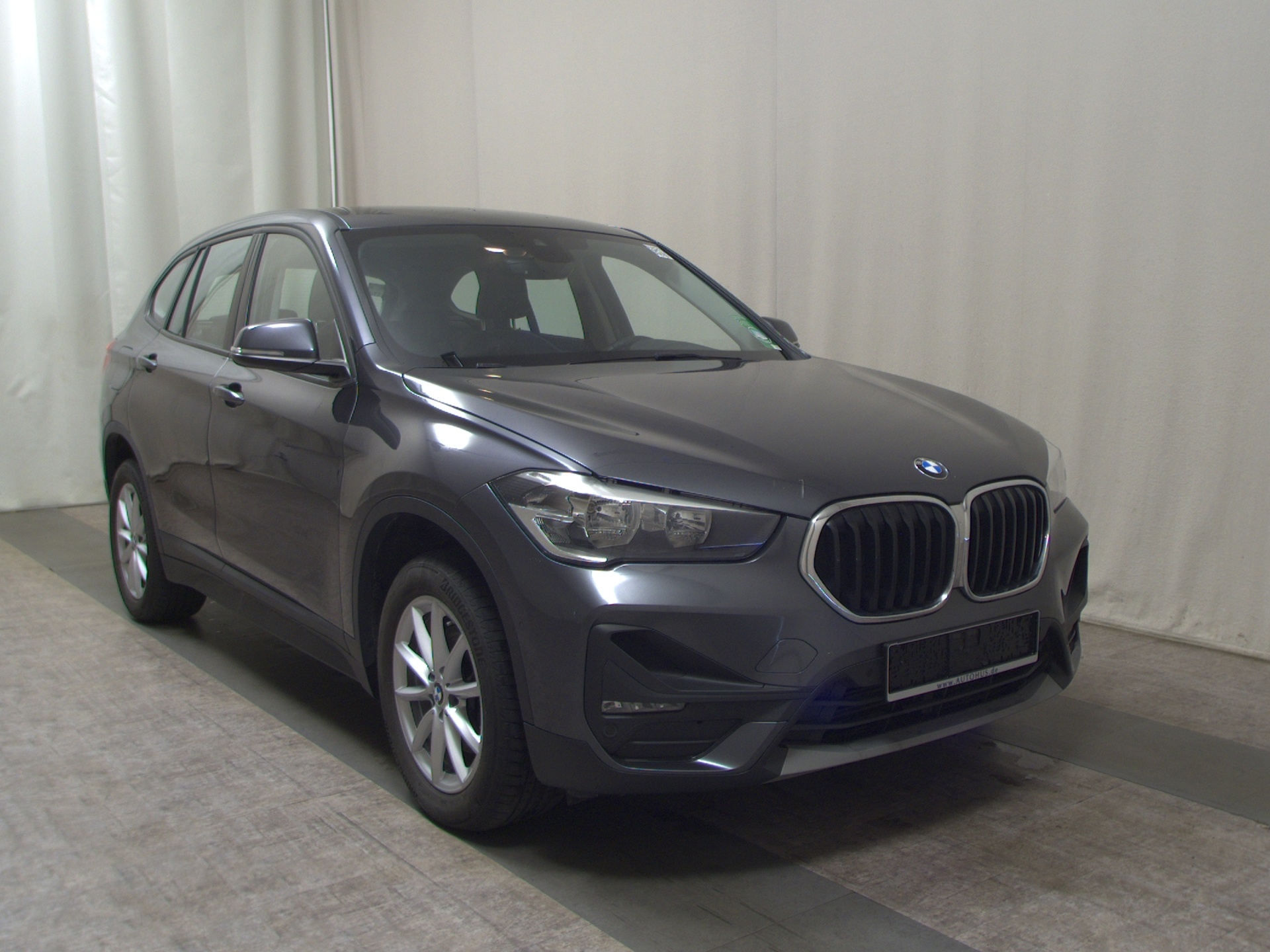 BMW X1 sDrive18d Advantage Navi Leder H-K Sound PDC 3