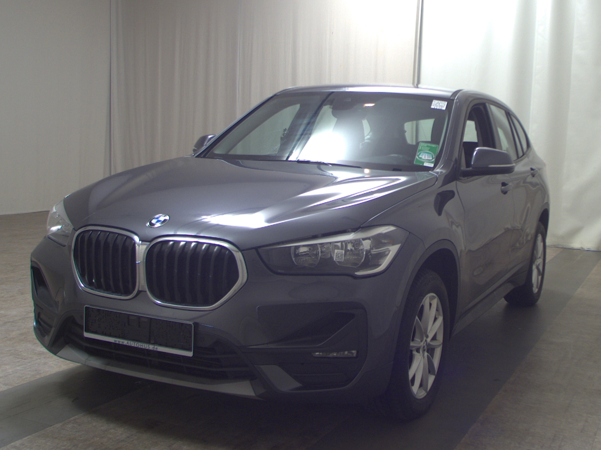 BMW X1 sDrive18d Advantage Navi Leder H-K Sound PDC 2