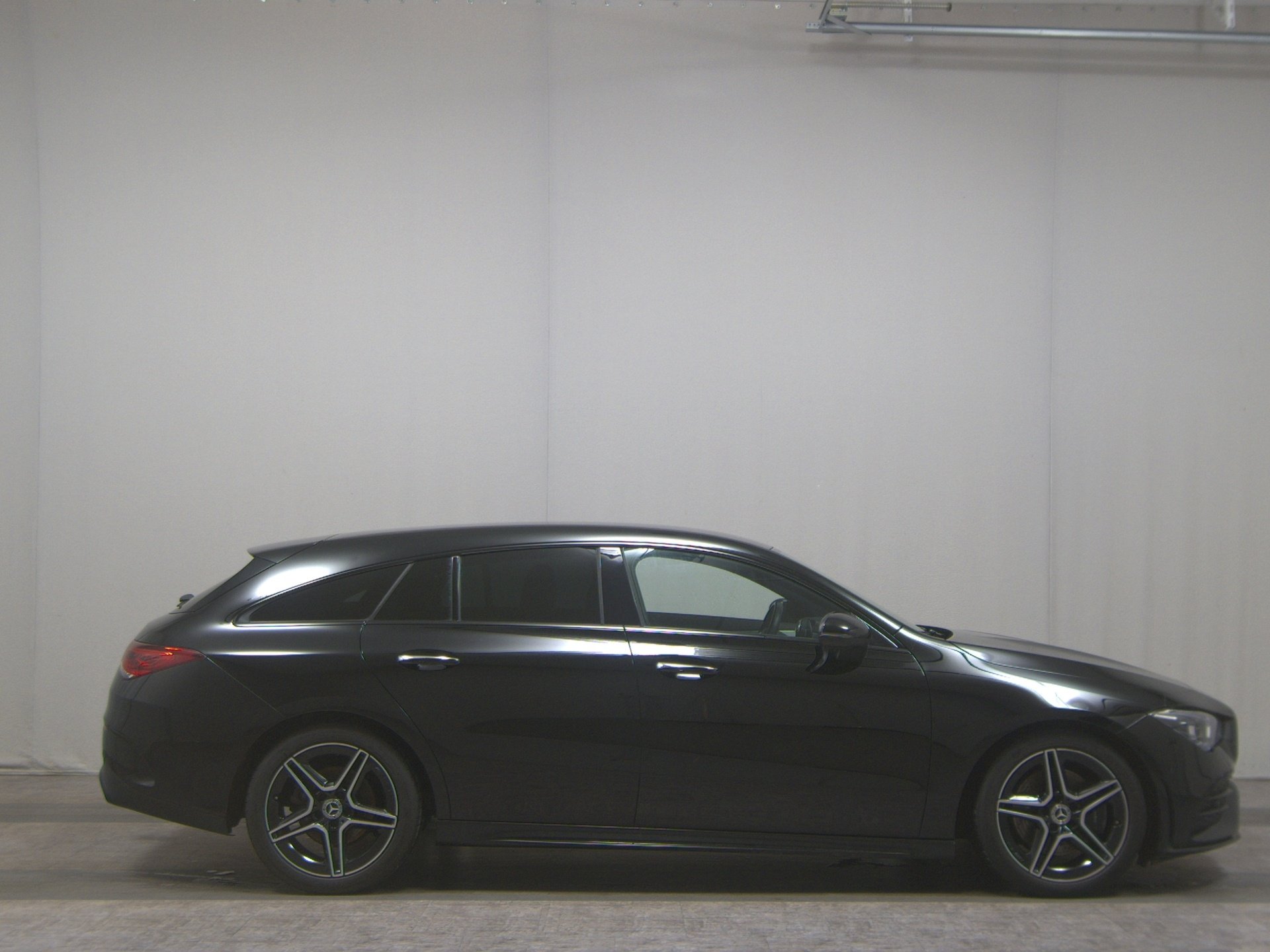 Mercedes-Benz CLA 220 SB d AMG-Line Night Navi LED Sound AHK
