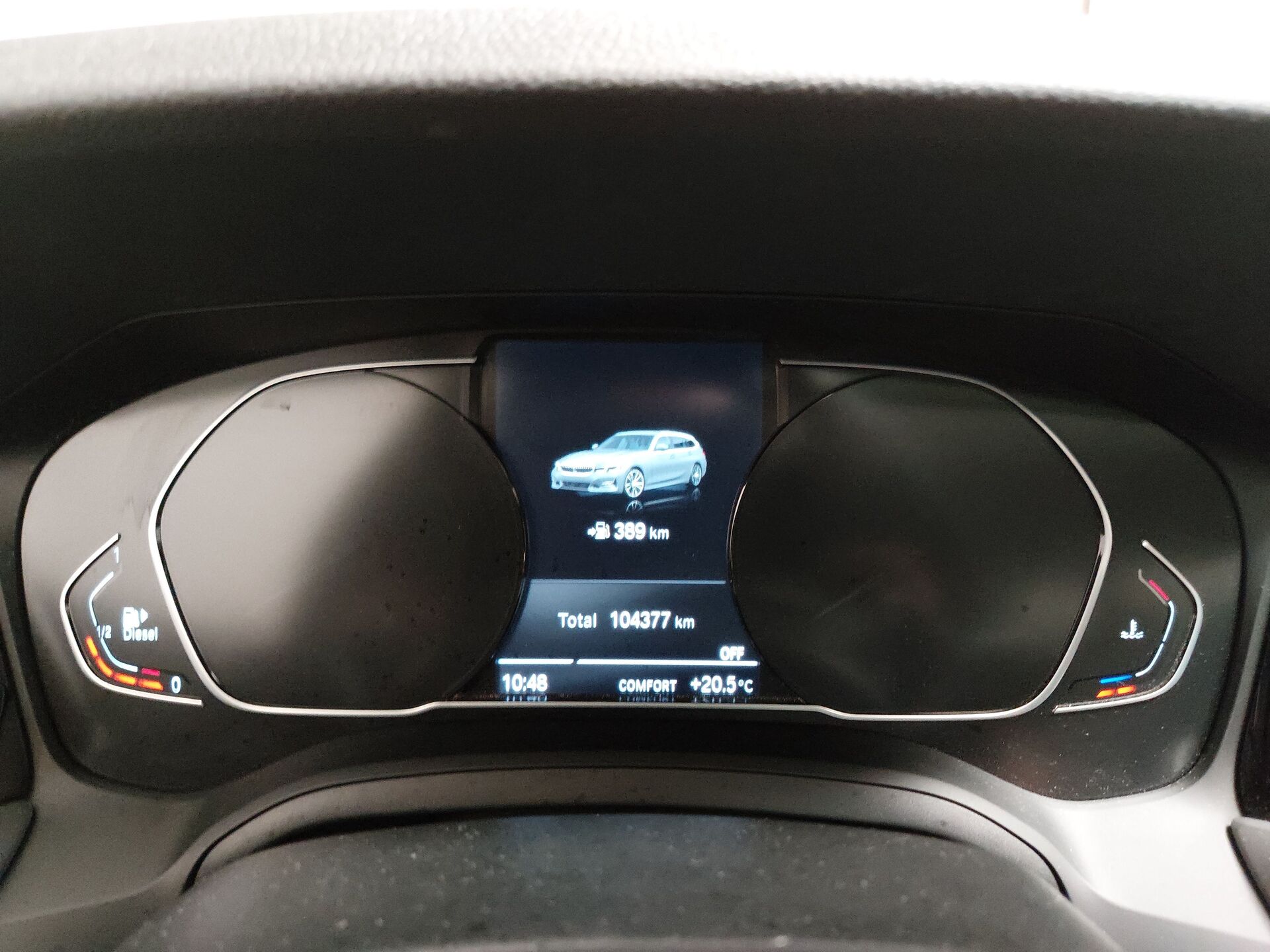 BMW 320d Touring xDr Advantage Nav LED LC prof. PDC 17
