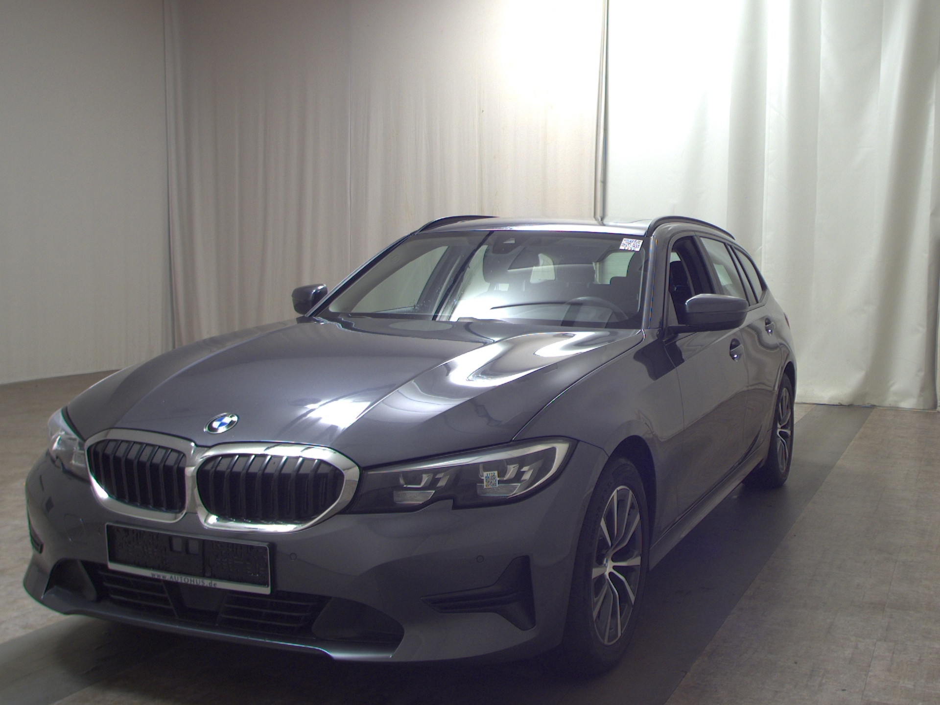 BMW 320d Touring xDr Advantage Nav LED LC prof. PDC 2